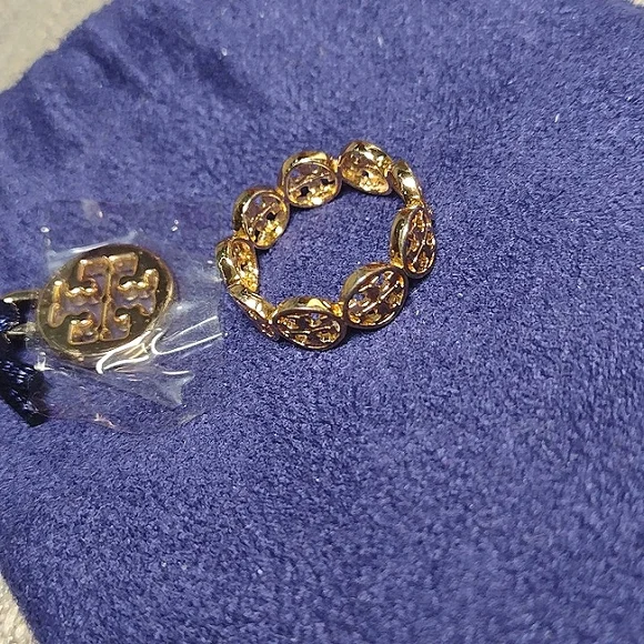 Tory Burch Monogram Gold Ring - Picture 5 of 9
